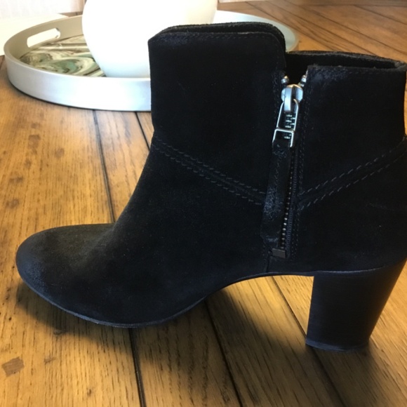 100% Suede Distressed Ankle Boots - Picture 7 of 11
